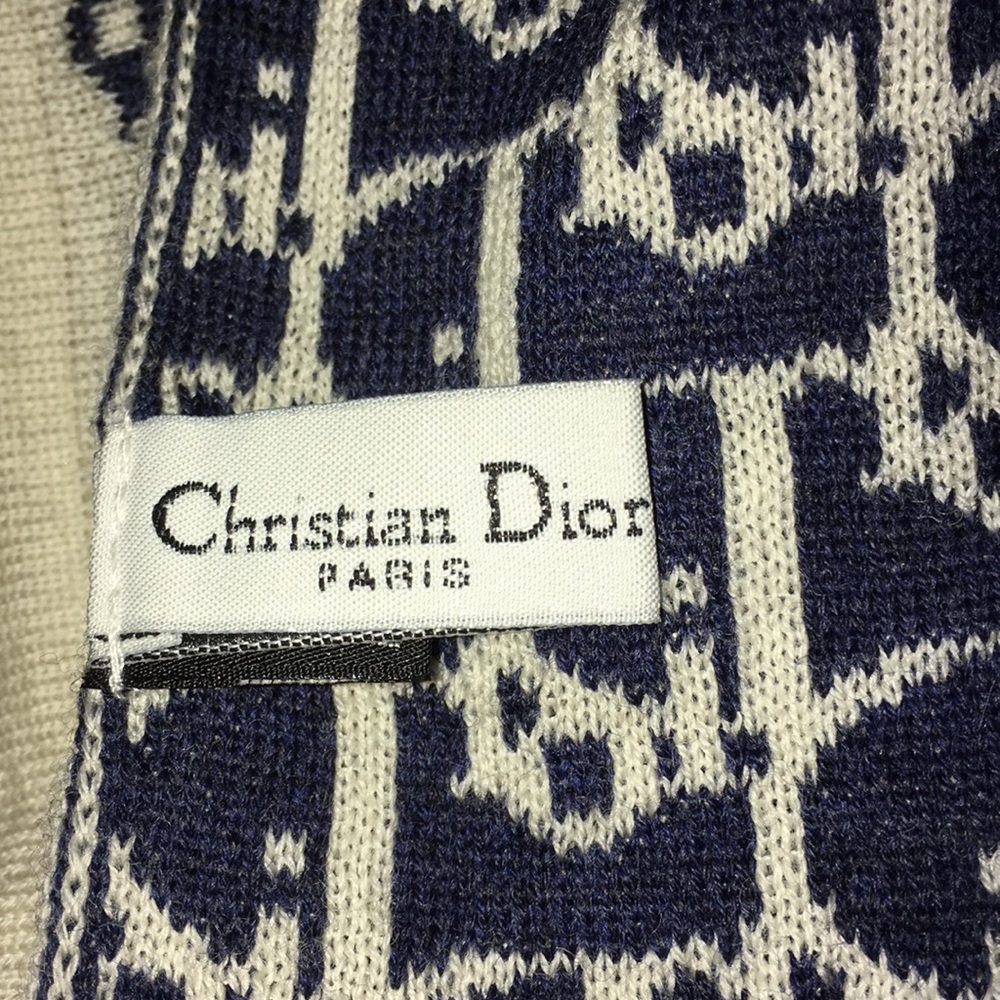 Dior Double Sided Scarf! - Picture 2 of 4